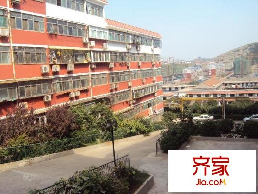 環(huán)綠山莊外景圖