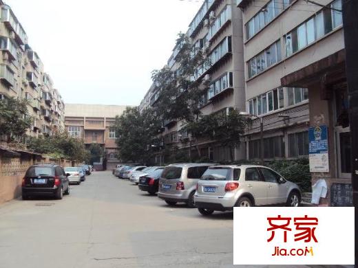 山大南路中國(guó)銀行宿舍外景圖