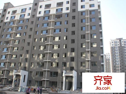 建中大學(xué)仕花園實(shí)景圖外立面施工（2012-11-19）
