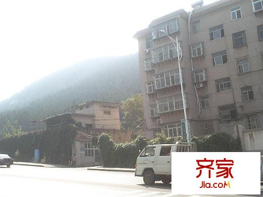 千佛山西路宿舍外景圖千佛山西路單位宿舍