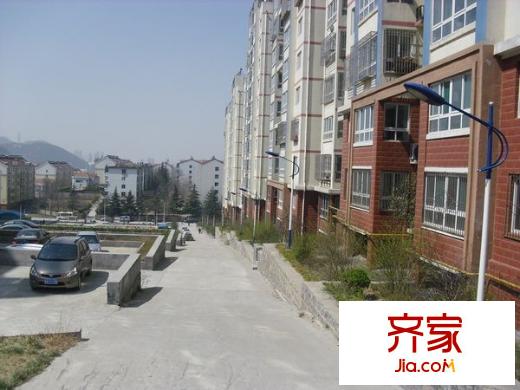 興隆山莊外景圖 