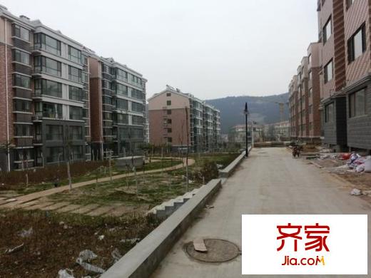龍泉山莊外景圖 