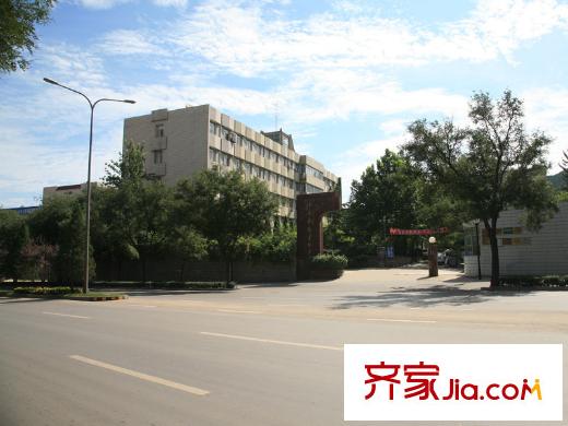 三慶?城市主人周邊經(jīng)十一路21號山東廣播電視大學(xué)