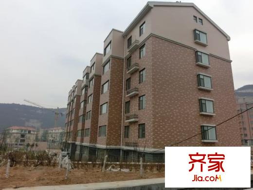 龍泉山莊外景圖 