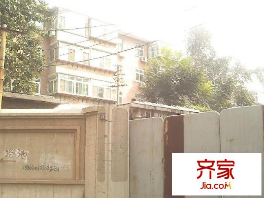 工業(yè)北路單位宿舍外景圖