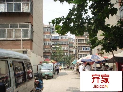 荷香村外景圖