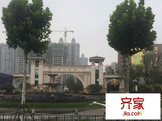 濟(jì)南恒大帝景項(xiàng)目大門（2014-07-21）