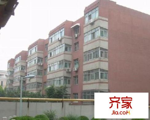 環(huán)山路單位宿舍外景圖