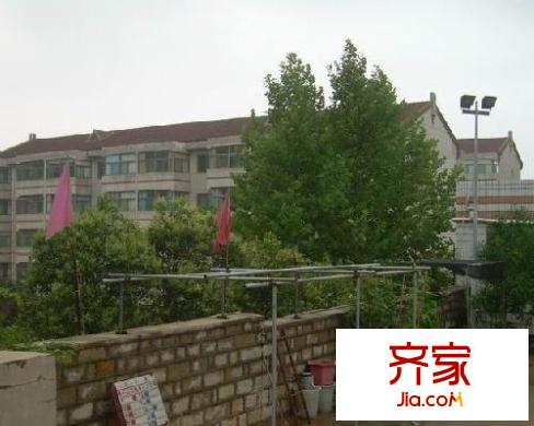 環(huán)山路單位宿舍外景圖