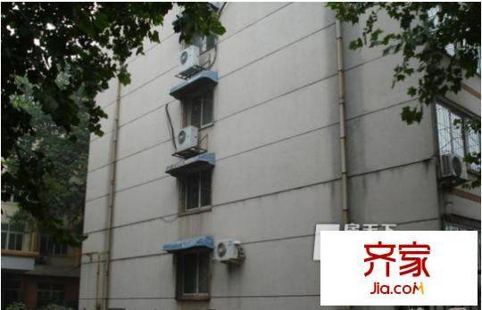 解放路單位宿舍外景圖