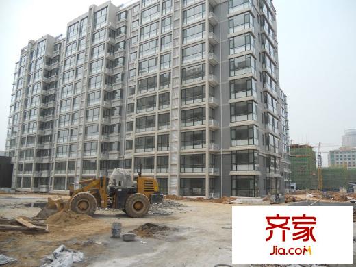 歷山名郡實(shí)景圖施工進(jìn)度（2010-08-04）