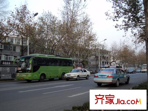 南益名泉春曉堤口路交通