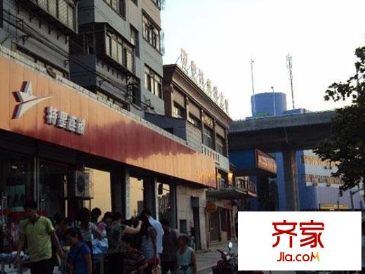 七里堡小區(qū)外景圖