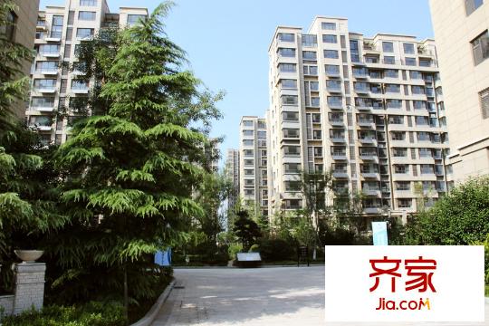 彩虹湖小區(qū)園區(qū)（2015-9-7）