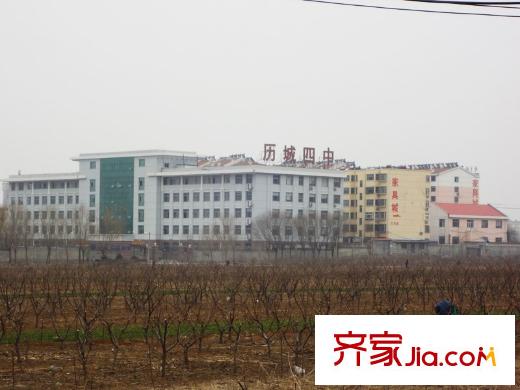 彩虹湖周邊春暉路歷城四中