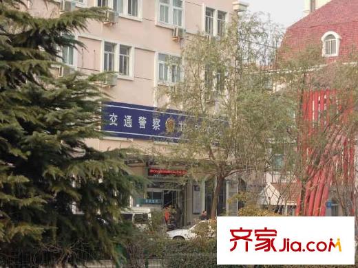 和信SOHO周邊北坦南街17號(hào)派出所(北坦南街)