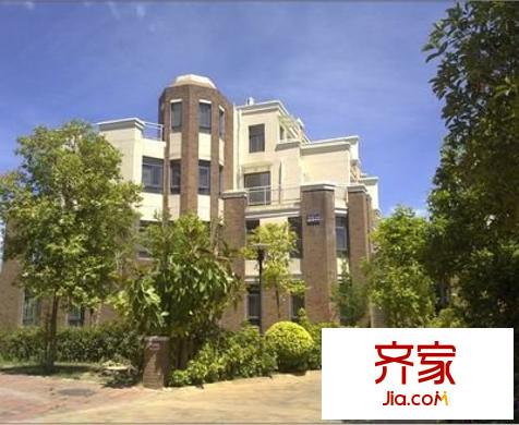 滇池衛(wèi)城紫園外景圖 