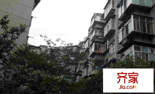 云南大學(xué)東二院外景圖 