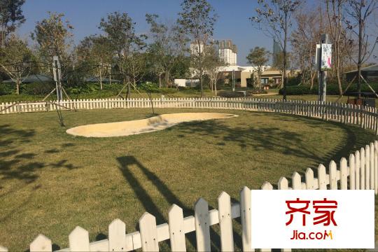 萬(wàn)科公園里項(xiàng)目公園-寵物樂(lè)園（2015.12.20）