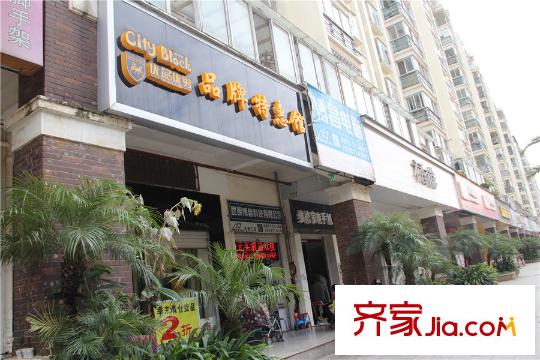 興港瓏灣周邊配套 商業(yè)