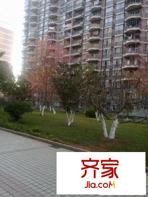 世紀(jì)城嵐春苑外景圖嵐春苑 