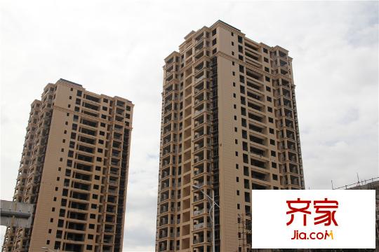 興港瓏灣1.2棟施工進(jìn)度圖（2015-8-26）