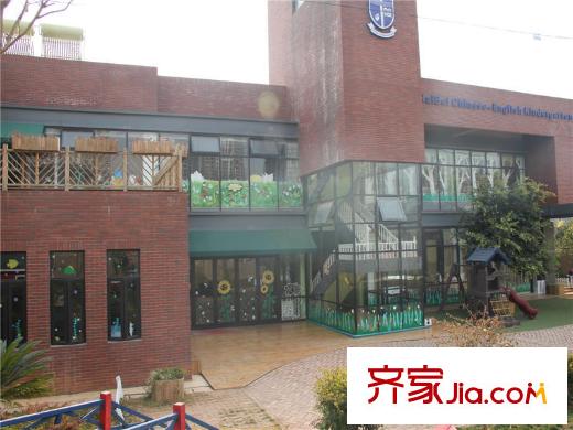 溪麓南郡周邊配套海貝中英文幼兒園