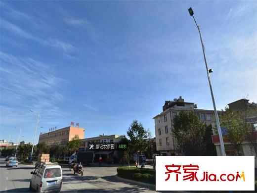 名仕山周邊配套商店
