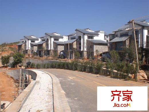 大理公館西側(cè)面別墅（2011.2.24）