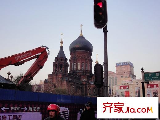 曼哈頓國際配套圖北側(cè)對面的索菲亞教堂（2010-10-21）