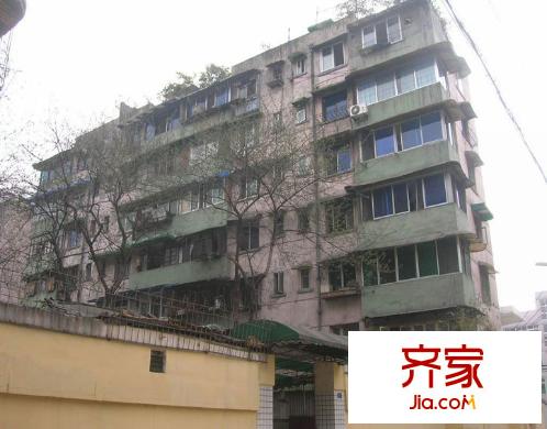 育林小區(qū)外景圖