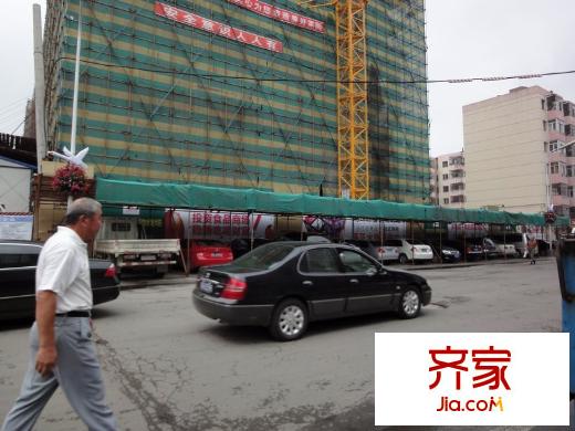 江南明珠外景圖項目現(xiàn)場臨時停車場（2010.7.16）