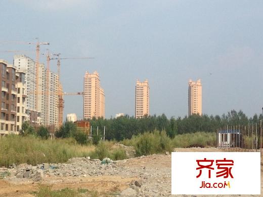 華遠龍灣外景圖項目配套小區(qū)遠景（2014.08.23）