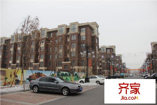 華遠龍灣實景圖項目院區(qū)行車道（2015-02-15）