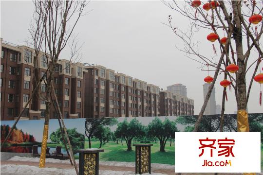 華遠龍灣實景圖項目多層遠景1（2015-02-15）