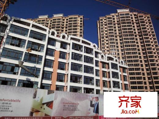 江尚逸品外景圖多層4號樓及遠(yuǎn)處高層外立面10-10-28