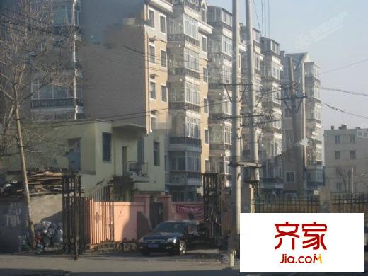 春江小區(qū)外景圖1