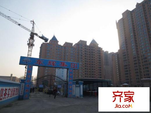 英倫名邸外景圖二期施工入口（2012-11-22）