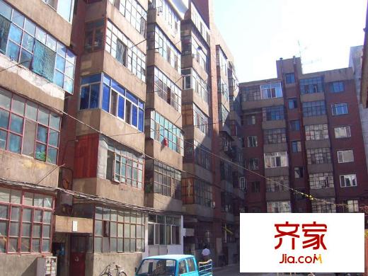 鐵嶺校區(qū)房外景圖 
