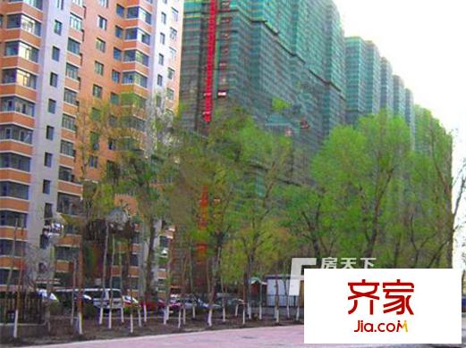 中北春城外景圖一期