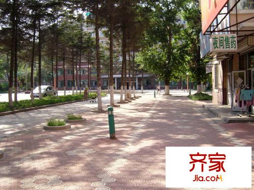 中北春城外景圖一期