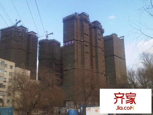鳳凰灣外景圖項目已封頂（2011.3.25）
