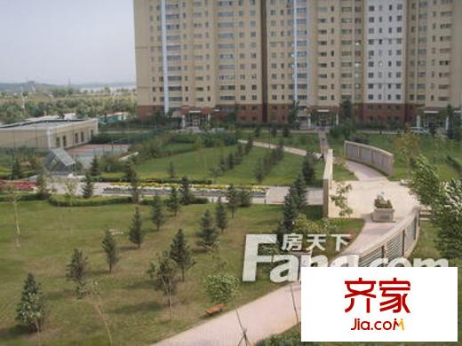 世茂濱江法蘭西風情園外景圖哈爾濱  
