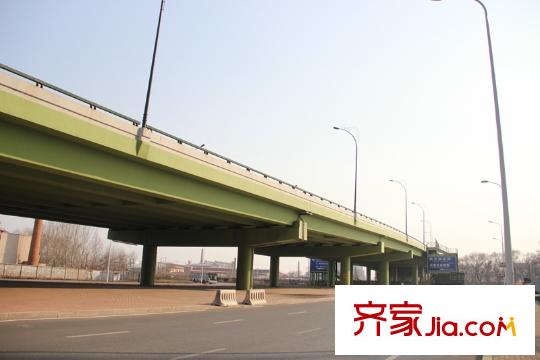 聚仁天地項目周邊馬路（2014.03.27）
