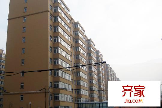 旗凱麗園樓體實(shí)景（2015-06-05）