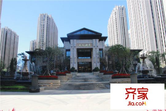 寶宇天邑瀾灣小區(qū)入口（2015-10-08）