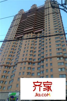 北華家園項(xiàng)目樓體仰拍（2015-6-5）
