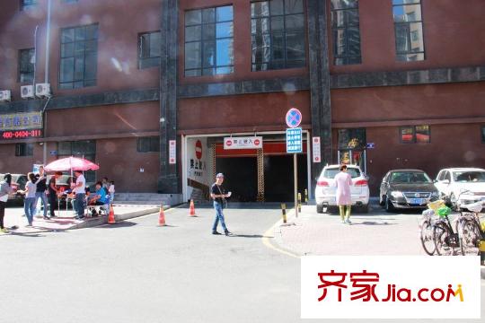 好民居濱江雅居超市停車場（2015.09.22）