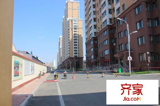珠江帝景小區(qū)內(nèi)實景（2015-06-05）