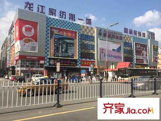 魯商松江新城項(xiàng)目周邊家紡城